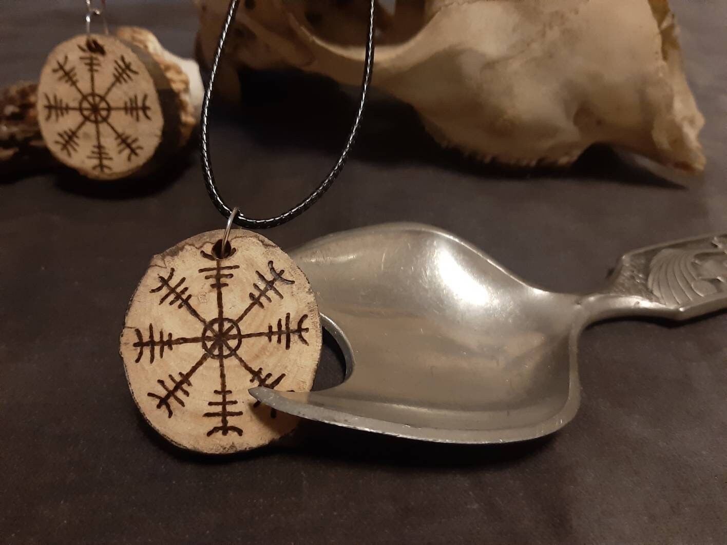 Aegishjalmur Nordic Rune