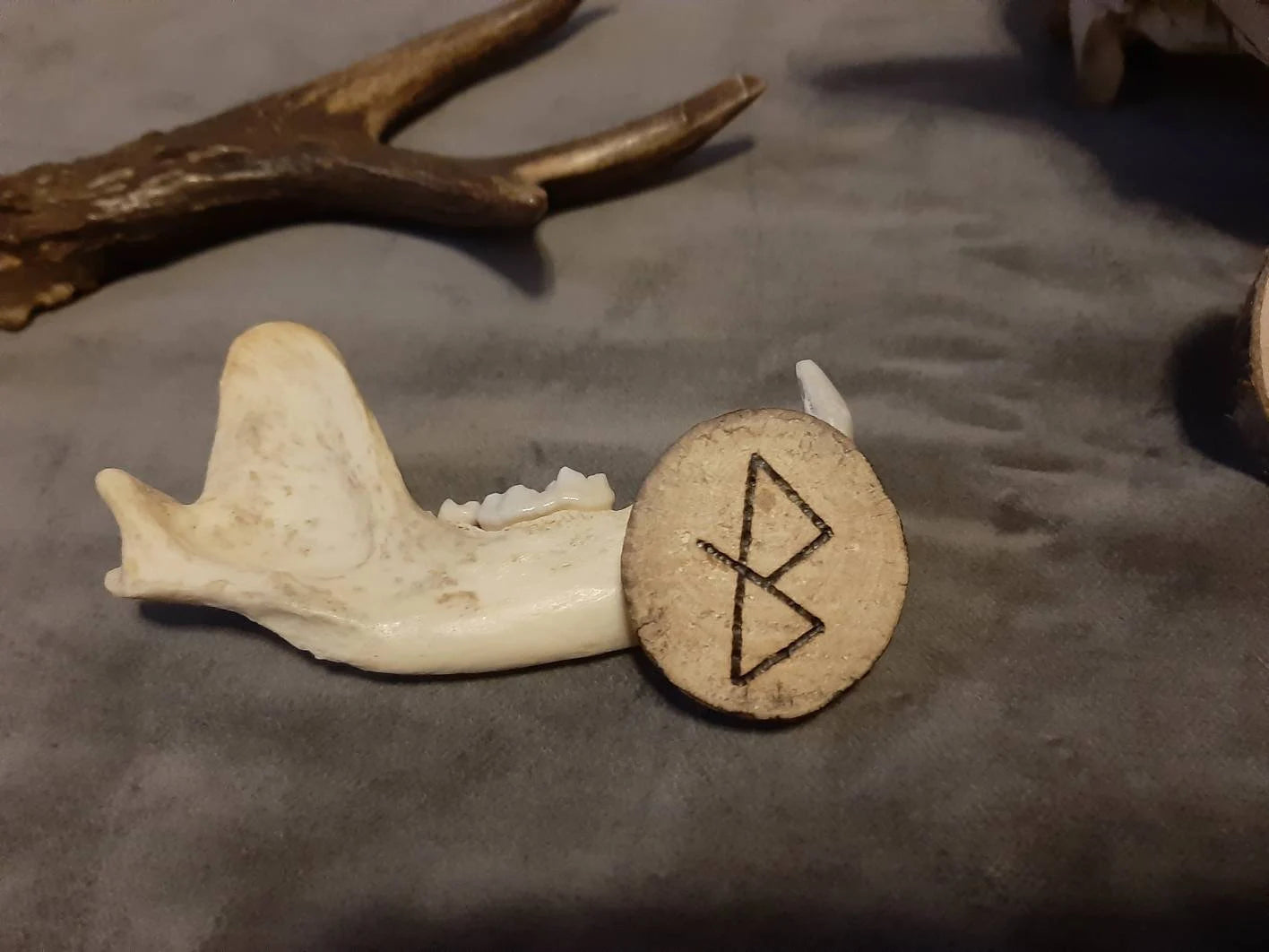 Healing Nordic Rune